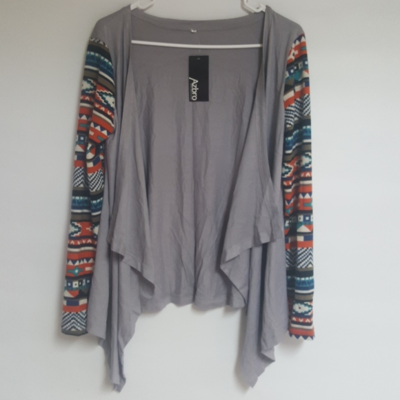 Women Cardigans - Picture 2 of 4